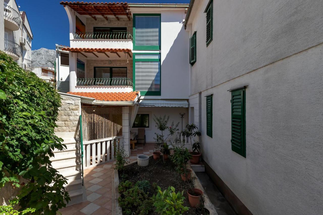 Apartments Carmen Makarska Exterior photo