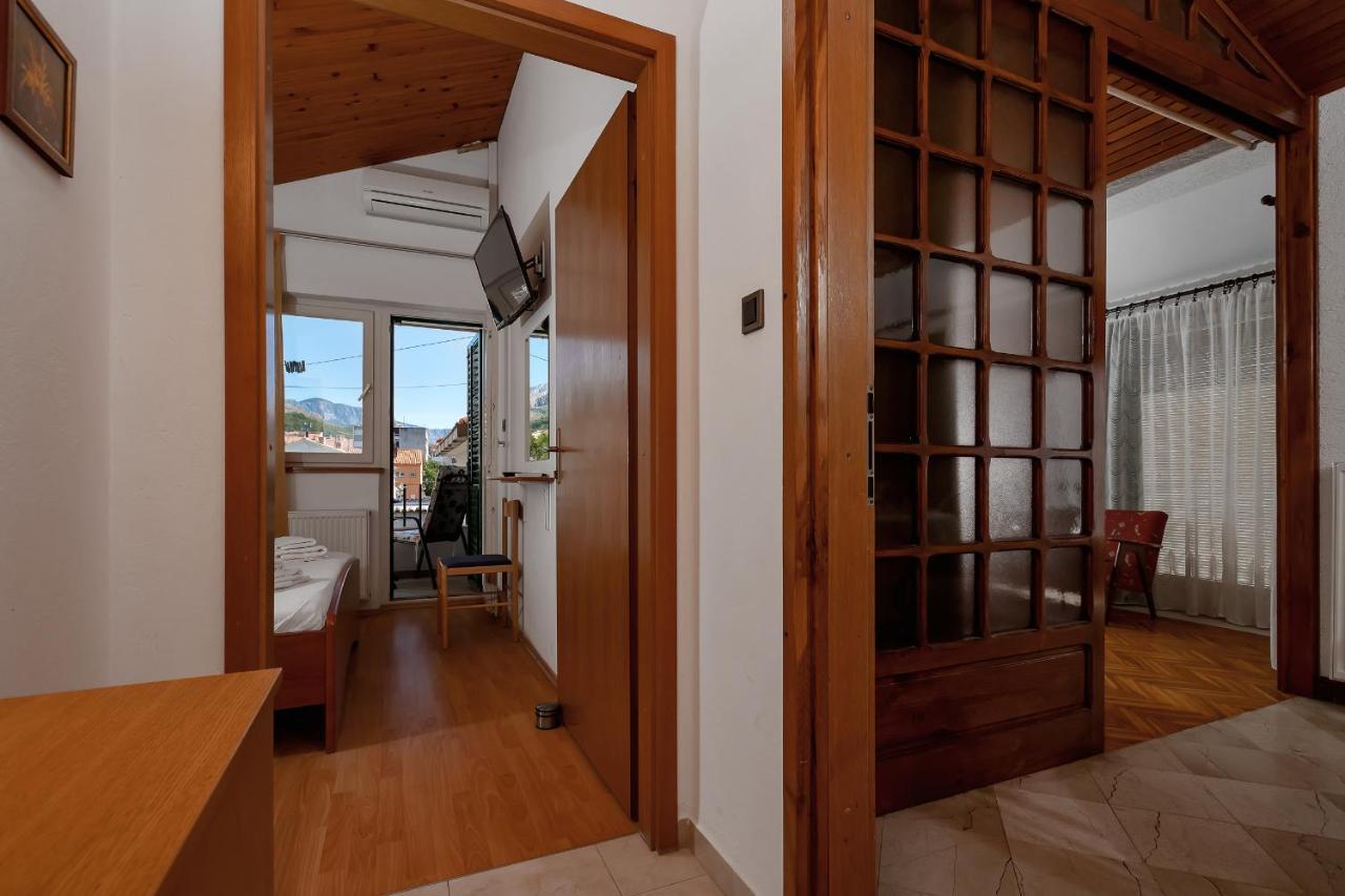 Apartments Carmen Makarska Exterior photo