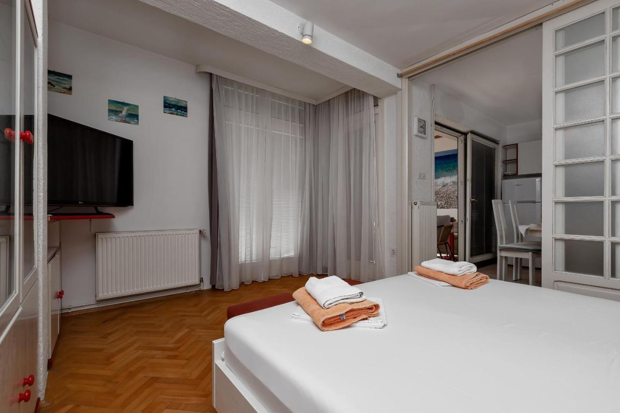 Apartments Carmen Makarska Exterior photo