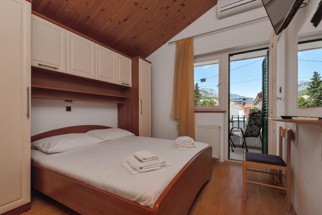 Apartments Carmen Makarska Exterior photo
