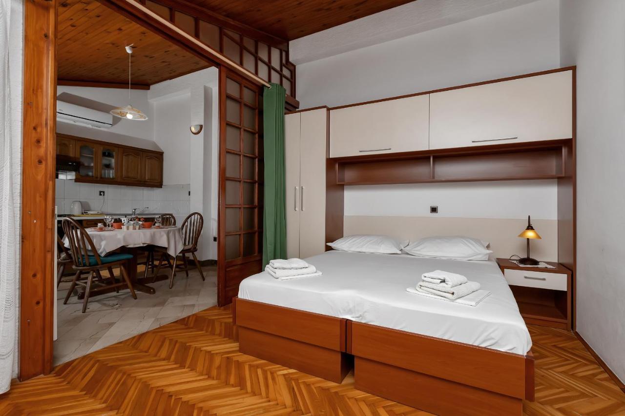 Apartments Carmen Makarska Exterior photo